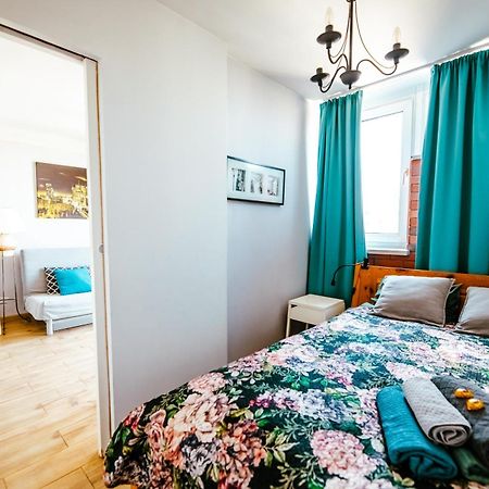 Bright 14Th Floor Central Home With Balcony & Views Warsaw Luaran gambar