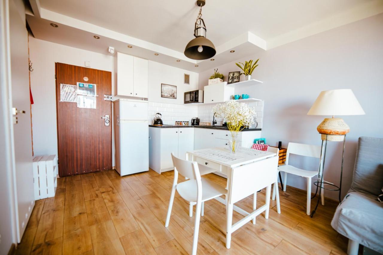 Bright 14Th Floor Central Home With Balcony & Views Warsaw Luaran gambar