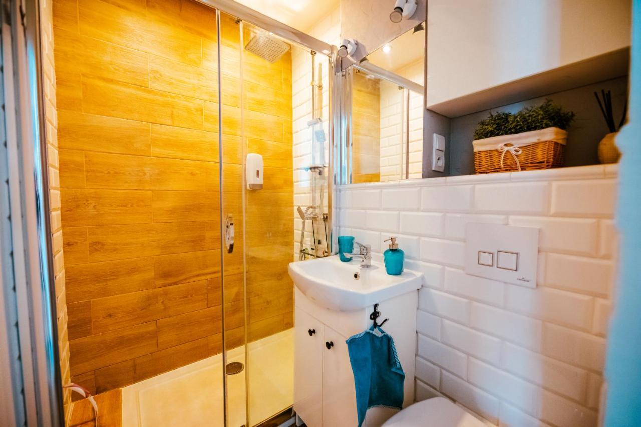 Bright 14Th Floor Central Home With Balcony & Views Warsaw Luaran gambar