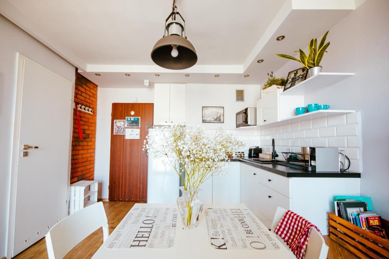 Bright 14Th Floor Central Home With Balcony & Views Warsaw Luaran gambar