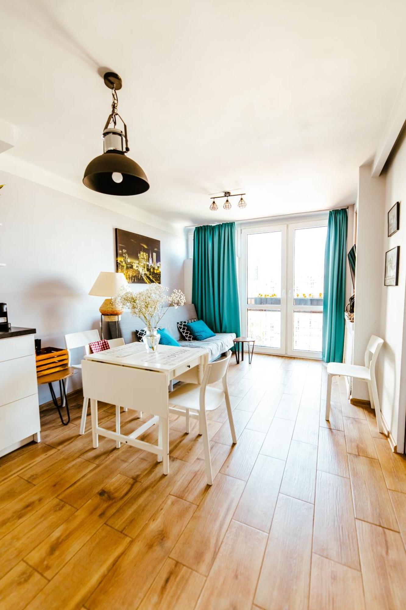 Bright 14Th Floor Central Home With Balcony & Views Warsaw Luaran gambar