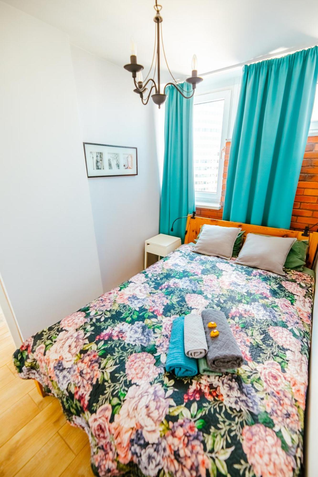 Bright 14Th Floor Central Home With Balcony & Views Warsaw Luaran gambar