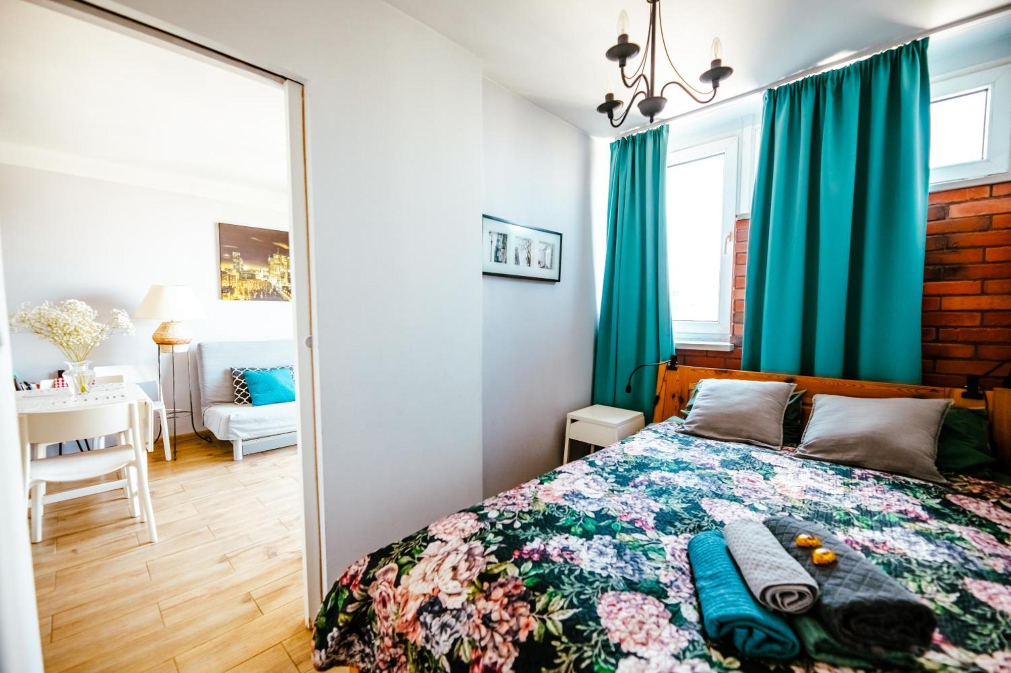 Bright 14Th Floor Central Home With Balcony & Views Warsaw Luaran gambar