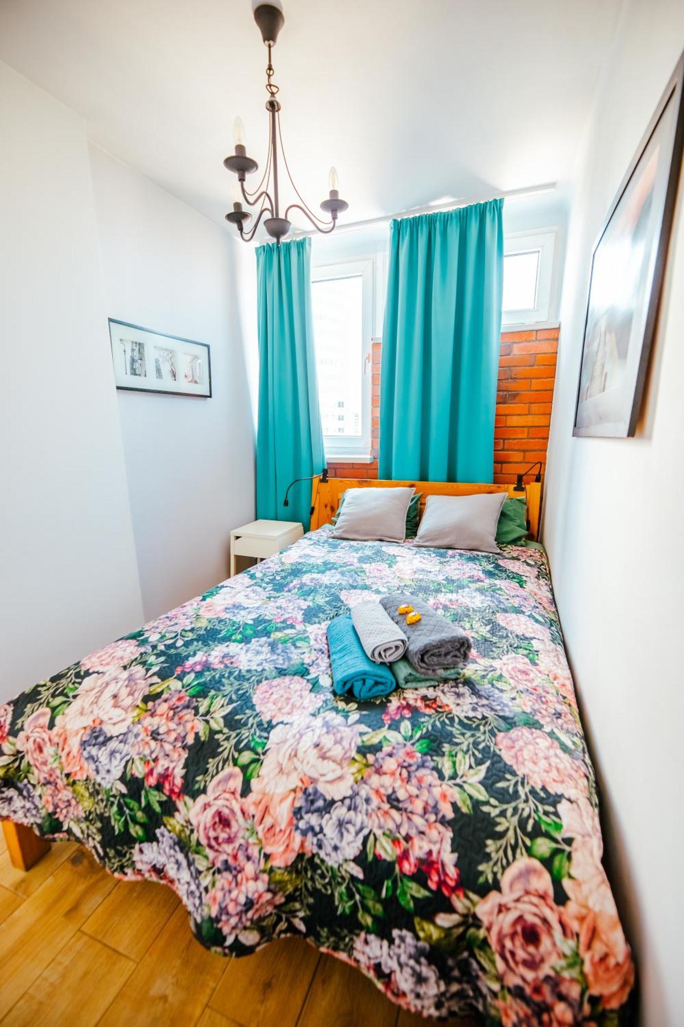 Bright 14Th Floor Central Home With Balcony & Views Warsaw Luaran gambar